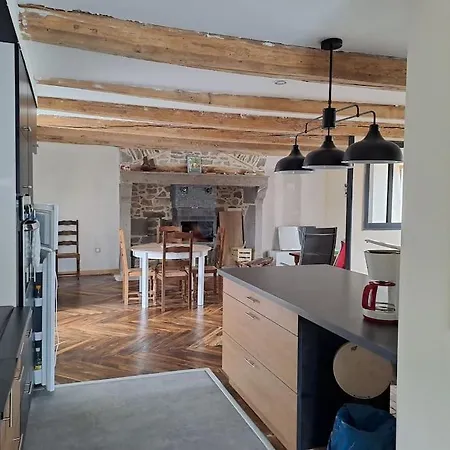 Ferme Auvergnate Tauves Buitenkant foto