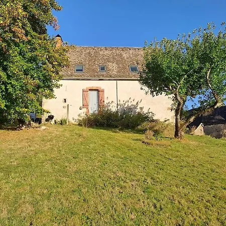 Ferme Auvergnate Tauves Buitenkant foto