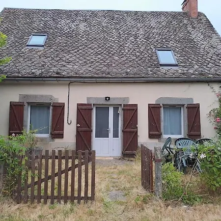 Ferme Auvergnate Tauves Buitenkant foto