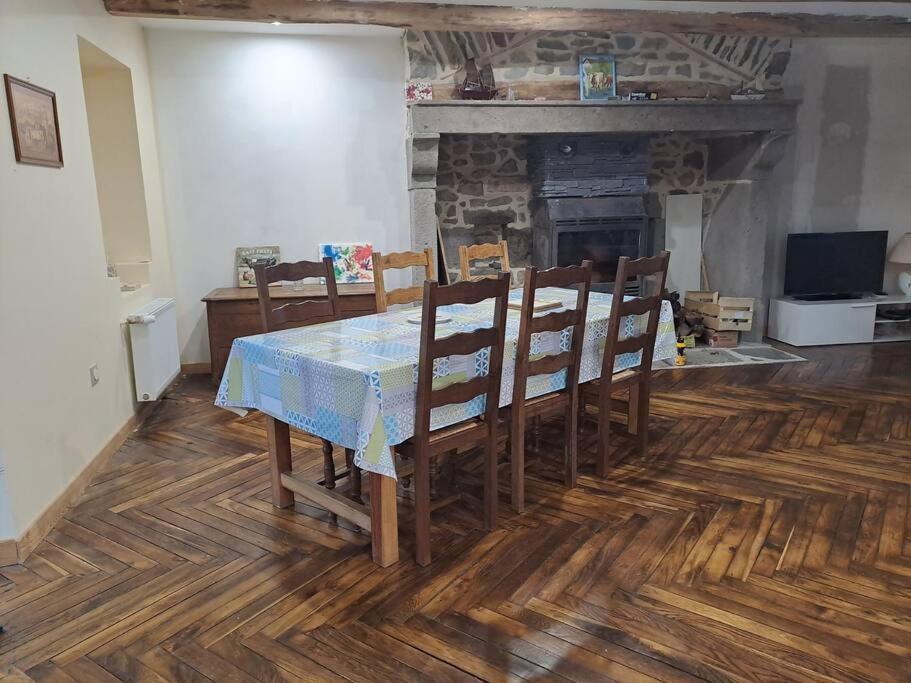 Ferme Auvergnate * Tauves